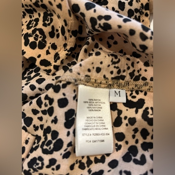 Cloth & Stone for Anthropologie Animal Print Blouse Sz Medium - Picture 7 of 10